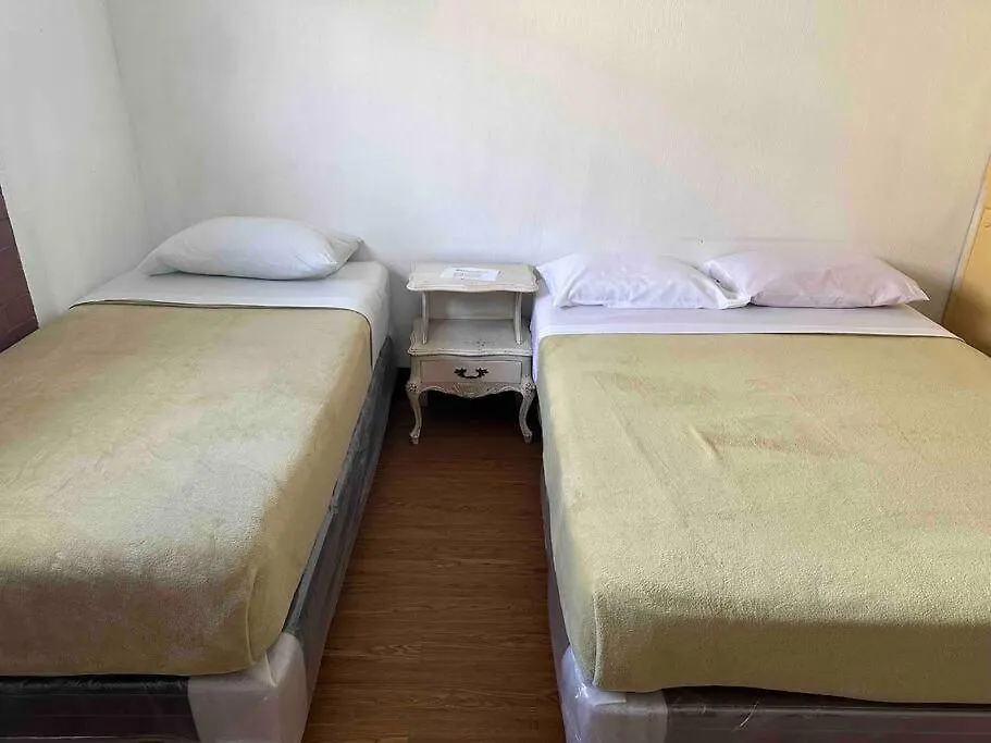 Apartment House For Rent In Guatemala City 12 Beds